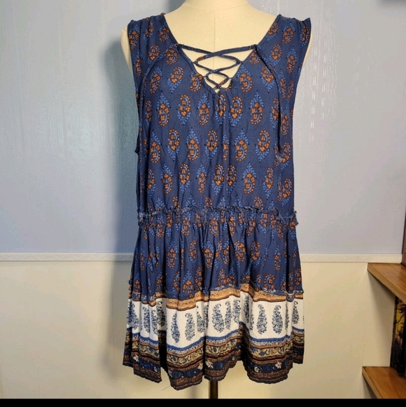 Maurices 0X Blue Orange Paisley Crisscross V Neck Ruffle Flowy Sleeveless Blouse - Picture 1 of 9